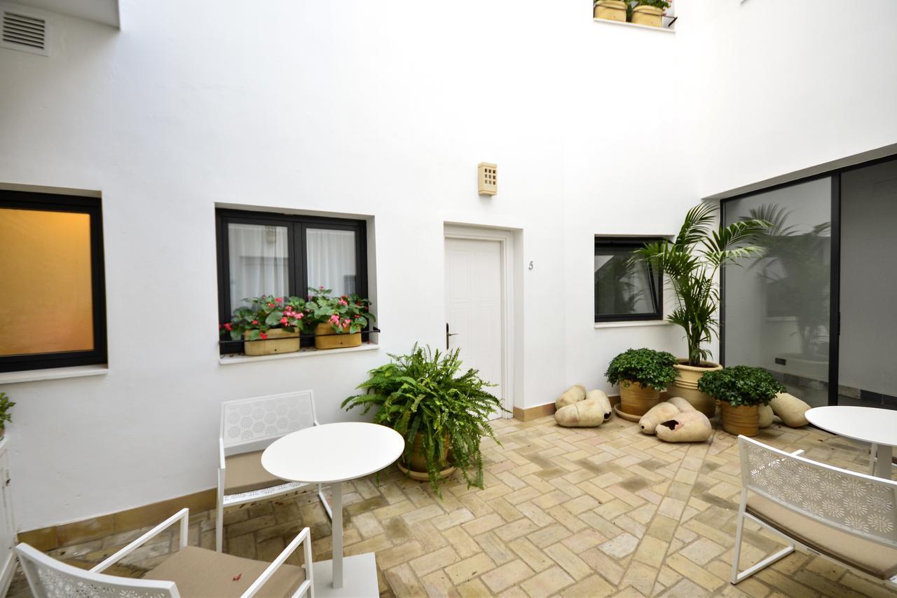 Legado Alcazar Hotel 4*